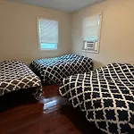 Esjacpe Guest House 2