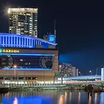 Luxury 3Bd Short Walk To Airport