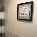 Modern Renovated 2-bedroom In South Apartment Boston