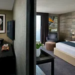 Revere Common 4*