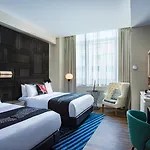 Hotel W