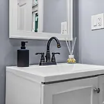 Apartment Luxury 2br In With Free Parking *
