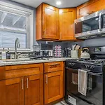 Luxury 2br In With Free Parking