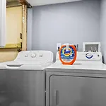 Luxury 2br In With Free Parking * Boston