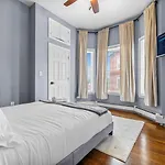 Apartment Luxury 2br In With Free Parking Boston