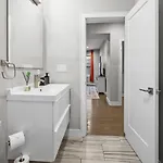 Luxury 3br In With Roku Tv Apartment Boston