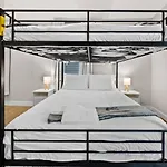 Apartment Luxury 3br In With Roku Tv *