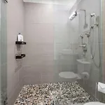 Luxury 3br In With Roku Tv *