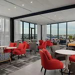 Hyatt Place Boston/seaport District 3*