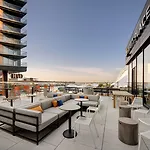 Hyatt Place Boston/seaport District Hotel