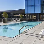 Omni At The Seaport 4* Boston