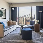 Omni At The Seaport Hotel 4*