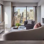 Omni At The Seaport 4* Boston