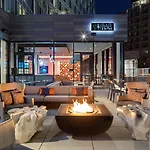 Hyatt Place Boston/seaport District 3* Boston