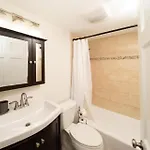 988 - 2 4br Cozy Getaway Near Geneva Cliffs Apartment