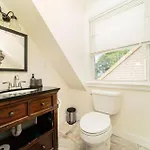 Apartment 988 - 2 4br Cozy Getaway Near Geneva Cliffs