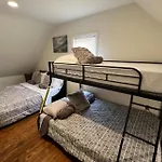 988 - 2 4br Cozy Getaway Near Geneva Cliffs