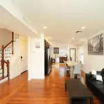 988 - 2 4br Cozy Getaway Near Geneva Cliffs Apartment