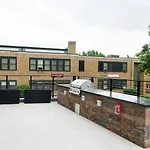 Brighton 1Br W Wd Pool Gym Nr Green Line Bos-849