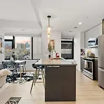 South End Luxe Family Apartment