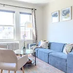 Apartment Brighton 2 Bedroom