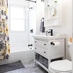 Apartment Brighton 2 Bedroom *