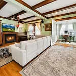 Victorian Condo