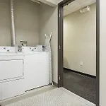 Temple Place Apartment *