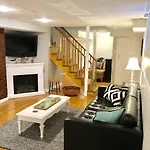 ~*pet Friendly 30min To Downtown*~ The Bostonian Boston