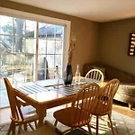 ~*pet Friendly 30min To Downtown*~ The Bostonian Holiday home *
