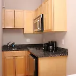 Stylish Downtown Studio In The South End, C. Ave #1