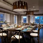 Commonwealth 5* Boston