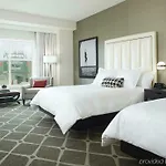 Hotel Commonwealth
