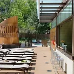Global Luxury At West End