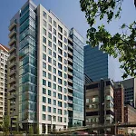 Global Luxury At West End Boston