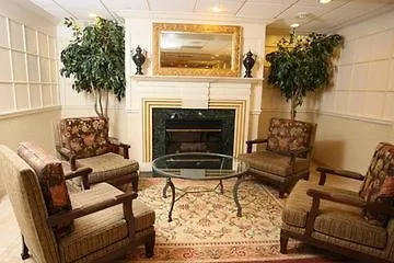 Wyndham Beacon Hill 4*