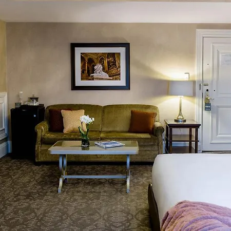 The Lenox 4* Boston