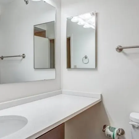 Apartment Backbay Center Lux 2br 2ba *
