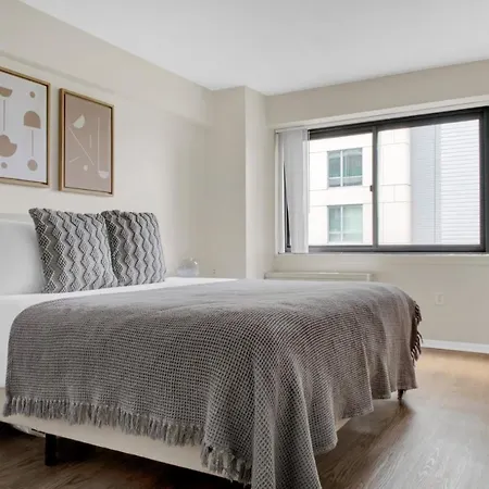 Spacious Beacon Hill 1br Wviews Gym Bos-498