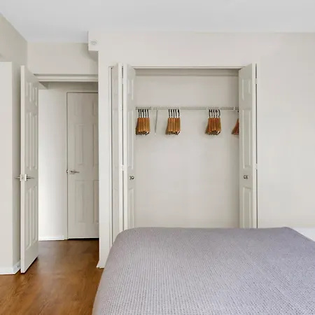 Spacious Beacon Hill 1br Wviews Gym Bos-498 Boston