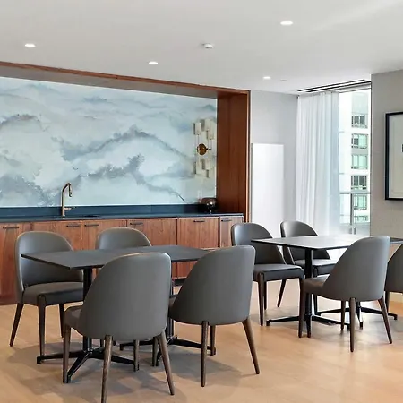 Apartment South End W Wd Gym Nr Whole Foods Bos-870