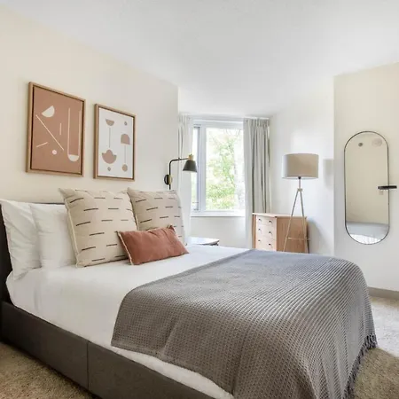 Back Bay 2br2b Steps From Prudential Center Bos-408 Apartment