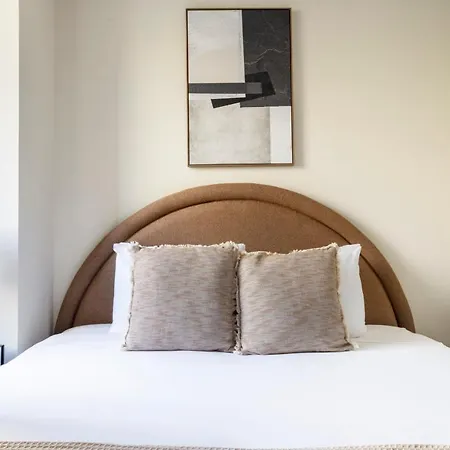 North Station 2br W Wd Terrace Nr Td Garden Bos-811