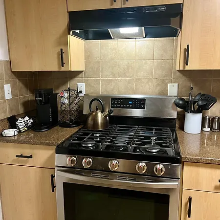 Apartment New! Jxnbnb - Entire House In Boston, Mass Boston