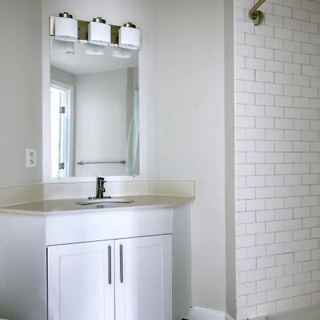 East Cambridge 1br W Gym Wd Near T Stop Bos-961 * Boston