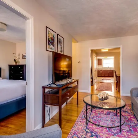 Apartment North End Near Harbor *