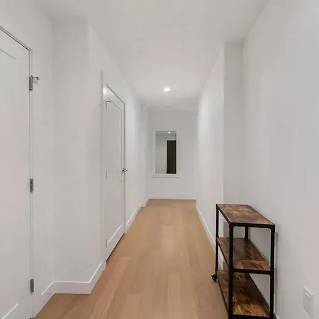 Adorable Modern 2bed 2 Bath Fenway Park Apartment *