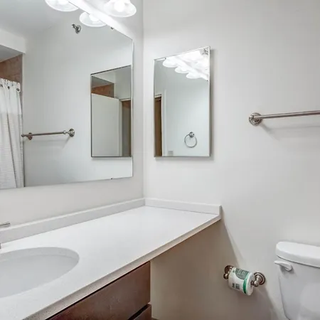 Back Bay 2br2b Steps From Prudential Center Bos-406 Boston