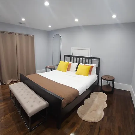 Brand New 4br House 20min Downtown Boston