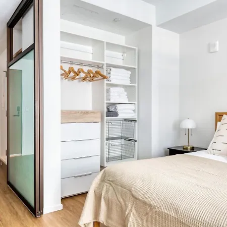 Newco S End Nr Ink Block W Wd Gym Bos-542 Apartment